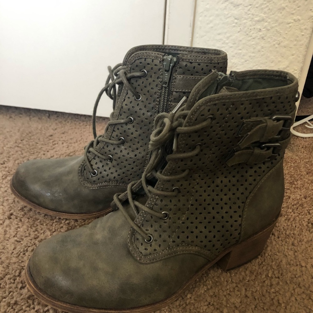 Like new booties